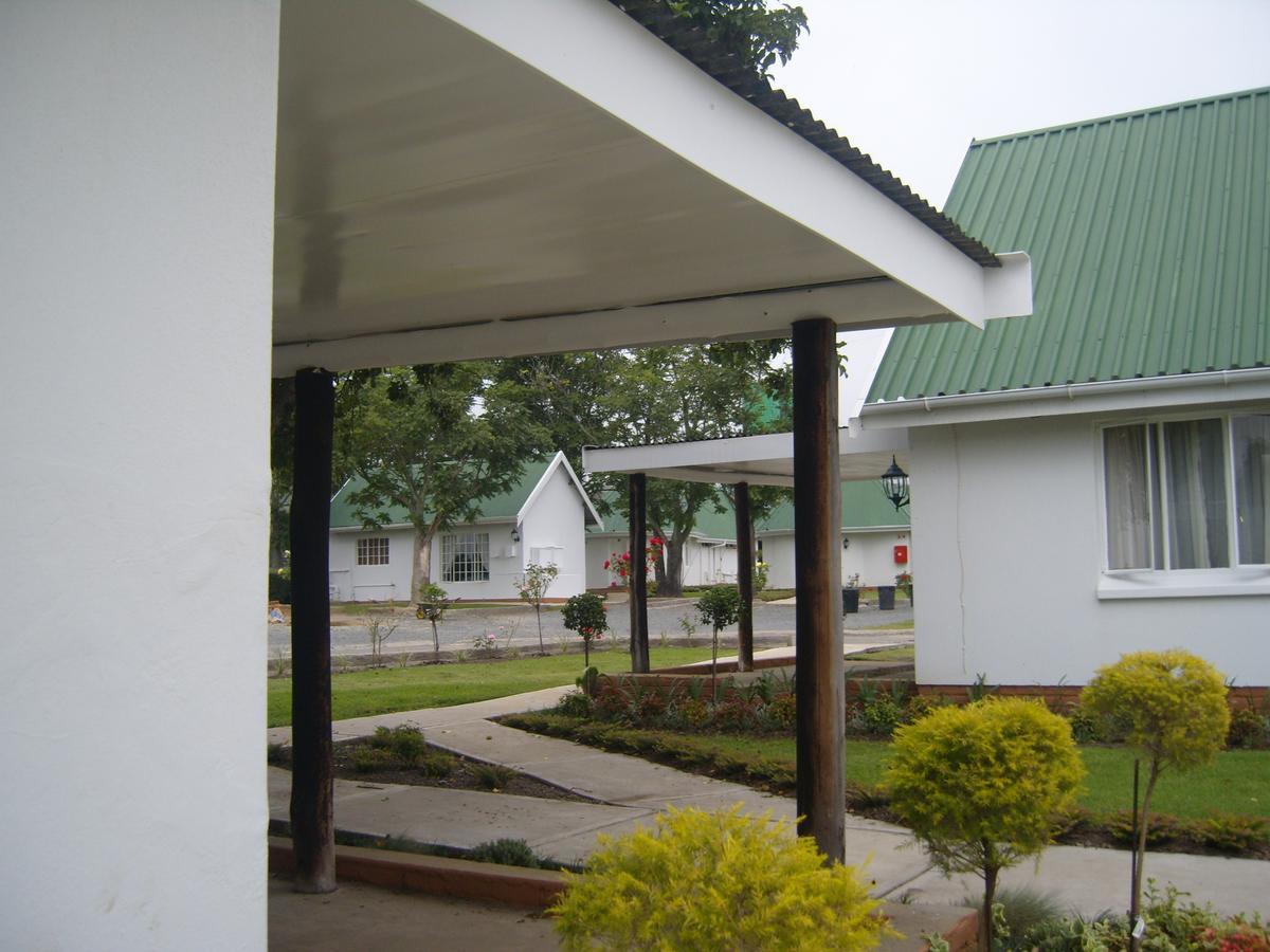 Mount Currie Inn Kokstad  Εξωτερικό φωτογραφία